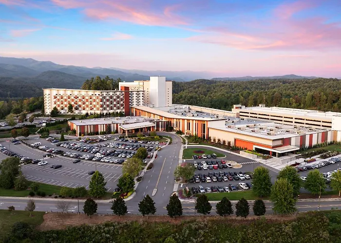Harrah'S Cherokee Valley River Hotel & Casino - A Caesars Rewards Destination